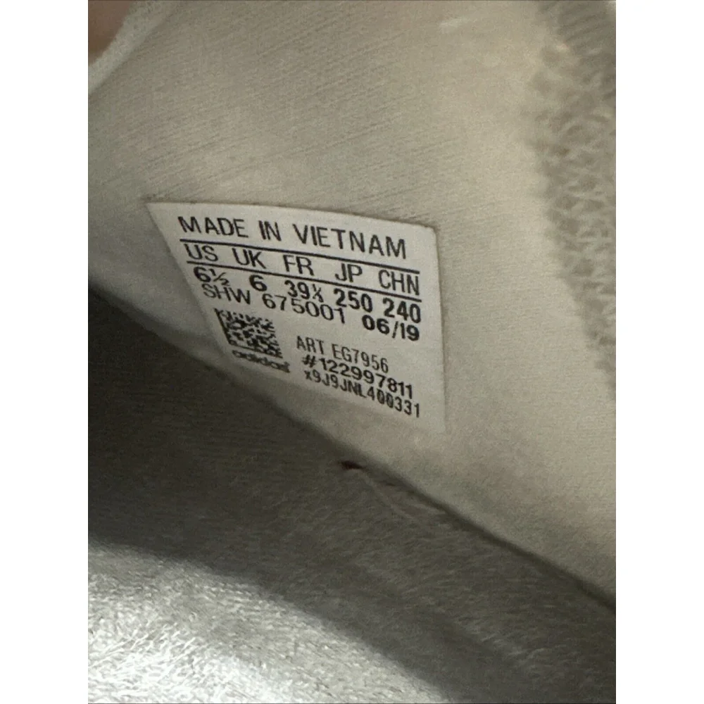 Mens Size 6.5 Adidas NMD R1 White Black Gradient Running Sneakers GX9299